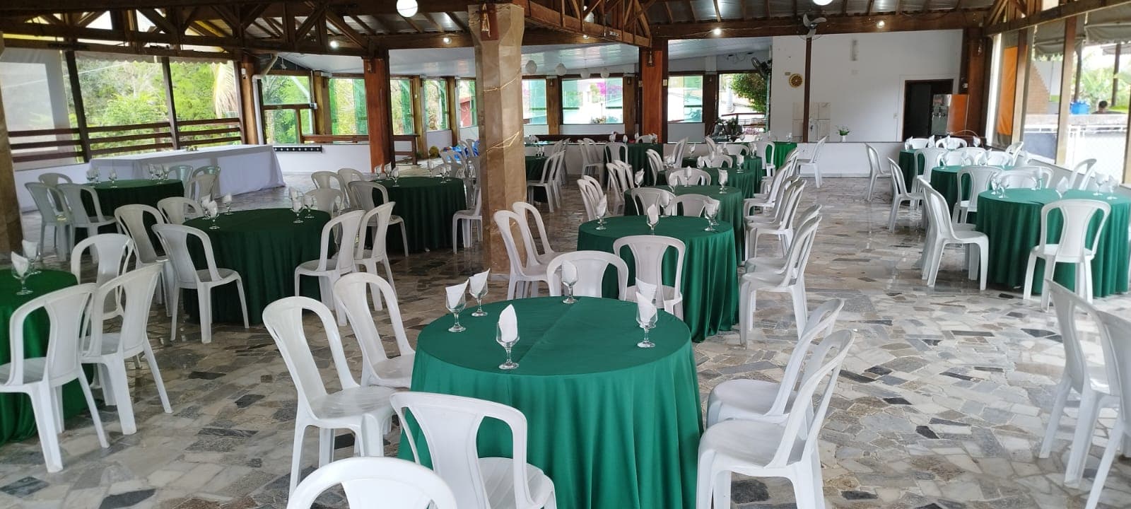 Chácara dos Pardais - Um refúgio de elegância em Guaratinguetá